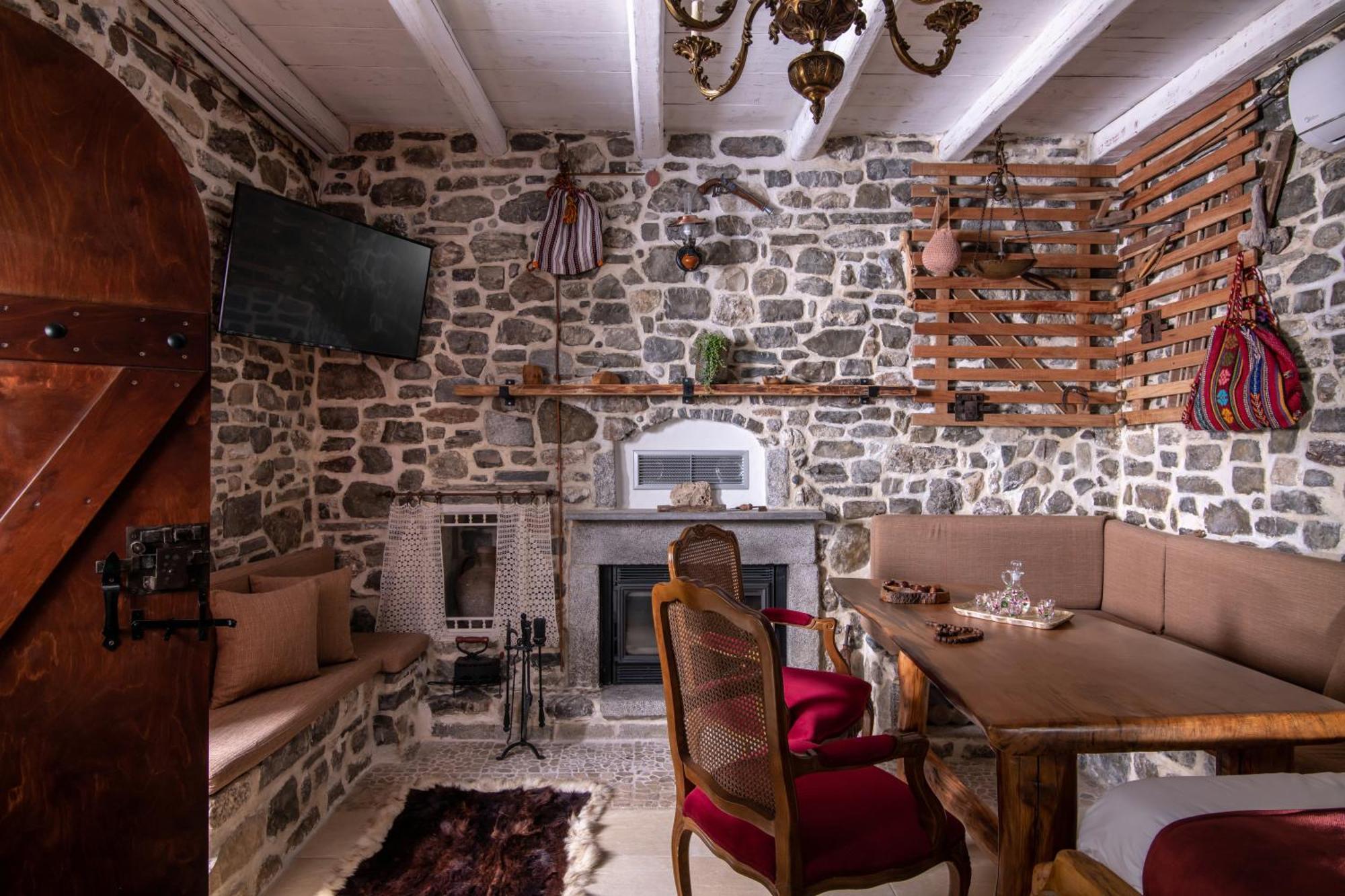 Lotzetta Suites By Estia Agia Galini Esterno foto