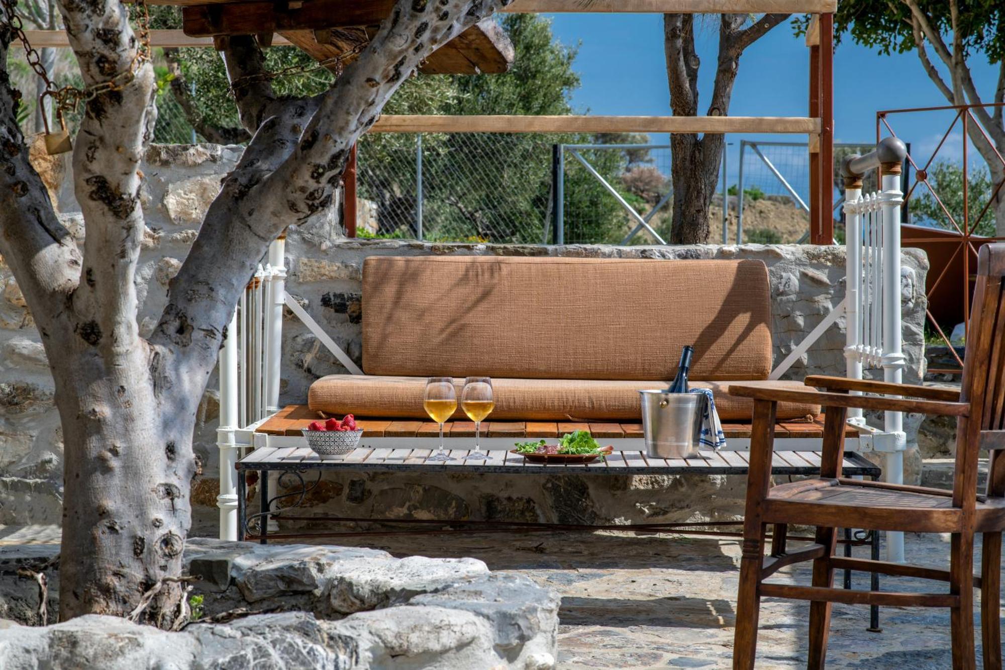 Lotzetta Suites By Estia Agia Galini Esterno foto