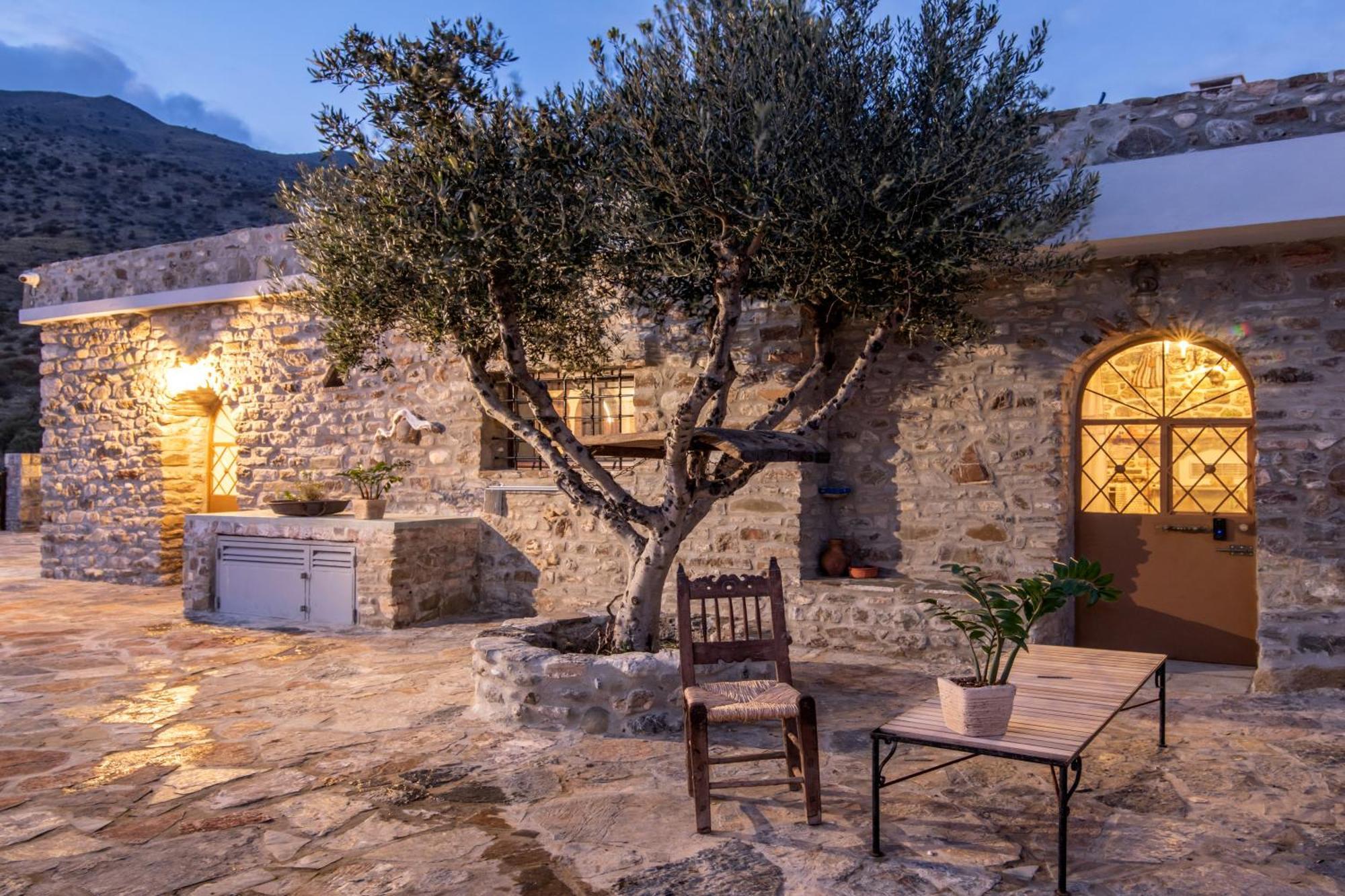 Lotzetta Suites By Estia Agia Galini Esterno foto